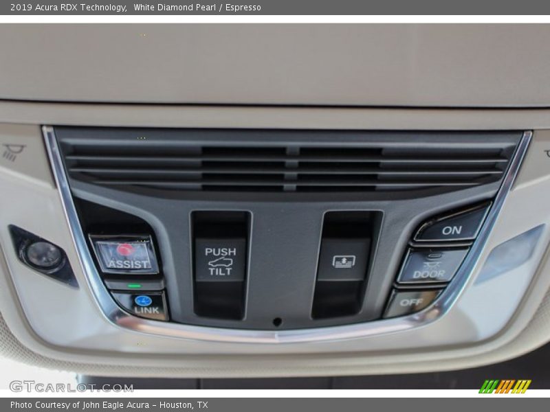 White Diamond Pearl / Espresso 2019 Acura RDX Technology