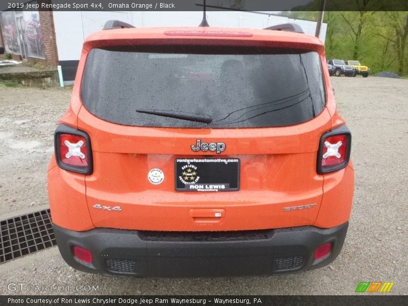 Omaha Orange / Black 2019 Jeep Renegade Sport 4x4