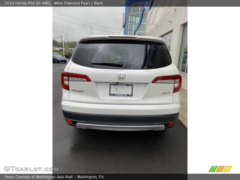 White Diamond Pearl / Black 2019 Honda Pilot EX AWD