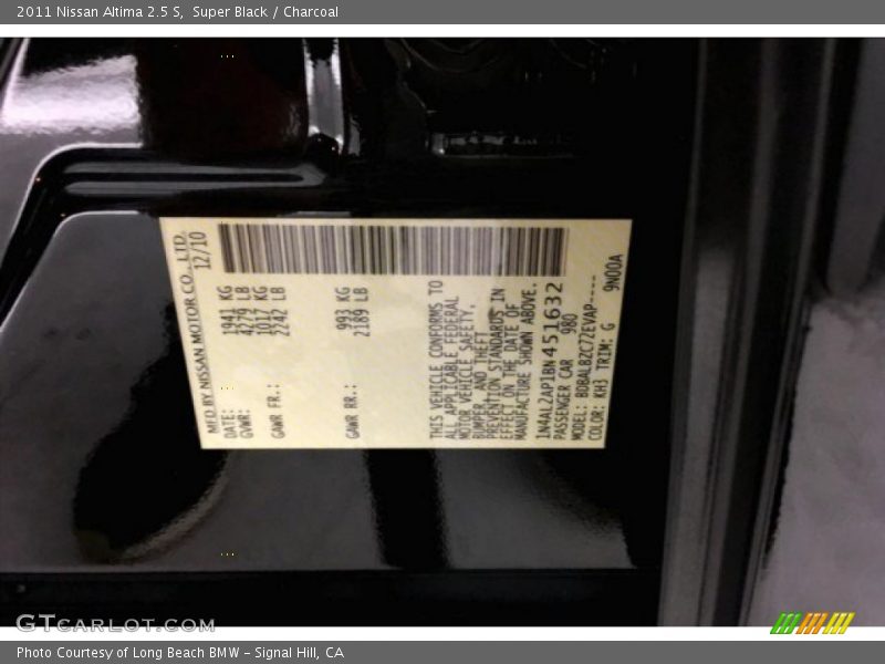 Super Black / Charcoal 2011 Nissan Altima 2.5 S