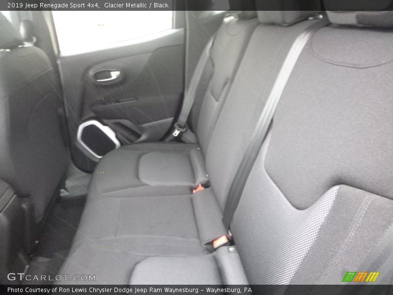 Glacier Metallic / Black 2019 Jeep Renegade Sport 4x4