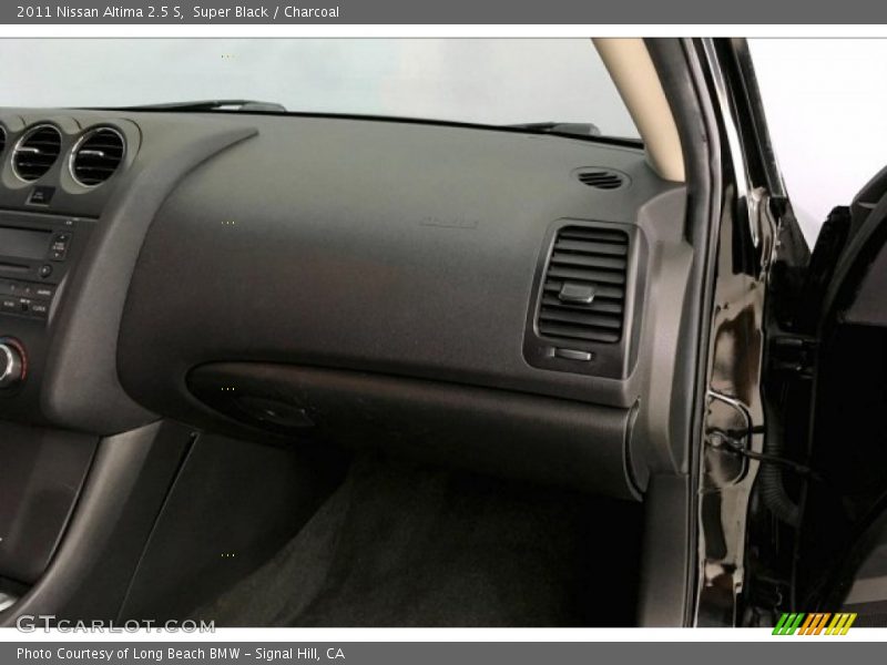 Super Black / Charcoal 2011 Nissan Altima 2.5 S