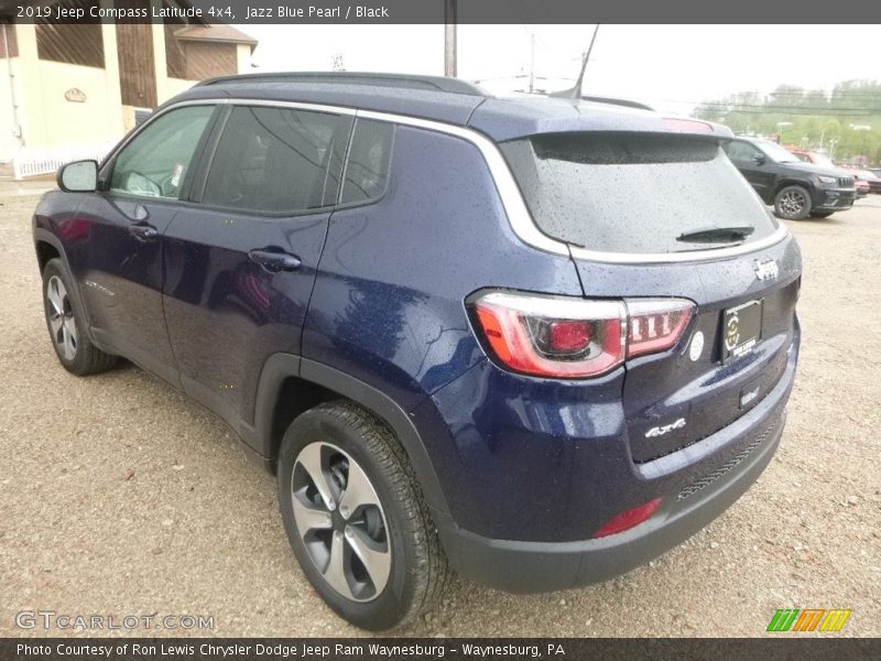 Jazz Blue Pearl / Black 2019 Jeep Compass Latitude 4x4