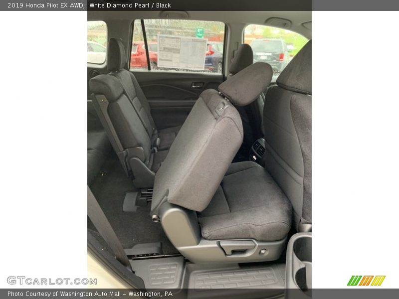 White Diamond Pearl / Black 2019 Honda Pilot EX AWD