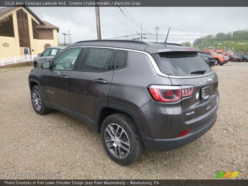 Granite Crystal Metallic / Black/Ski Gray 2019 Jeep Compass Latitude 4x4