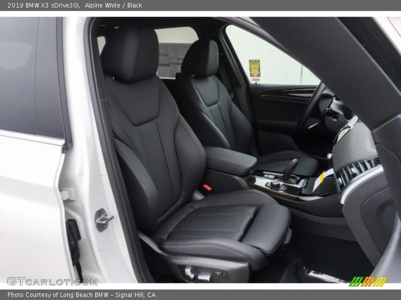 Alpine White / Black 2019 BMW X3 sDrive30i