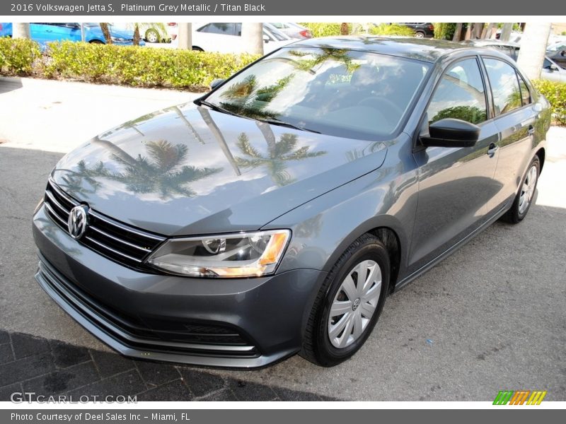 Platinum Grey Metallic / Titan Black 2016 Volkswagen Jetta S