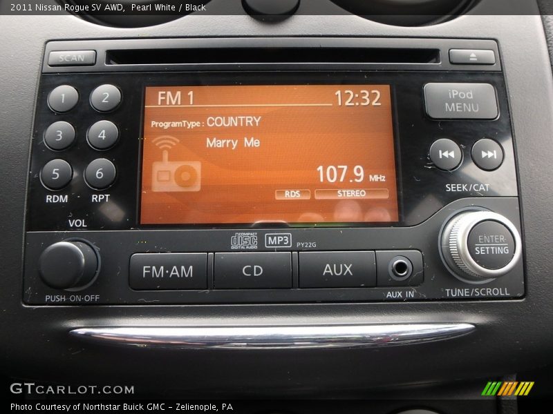 Pearl White / Black 2011 Nissan Rogue SV AWD
