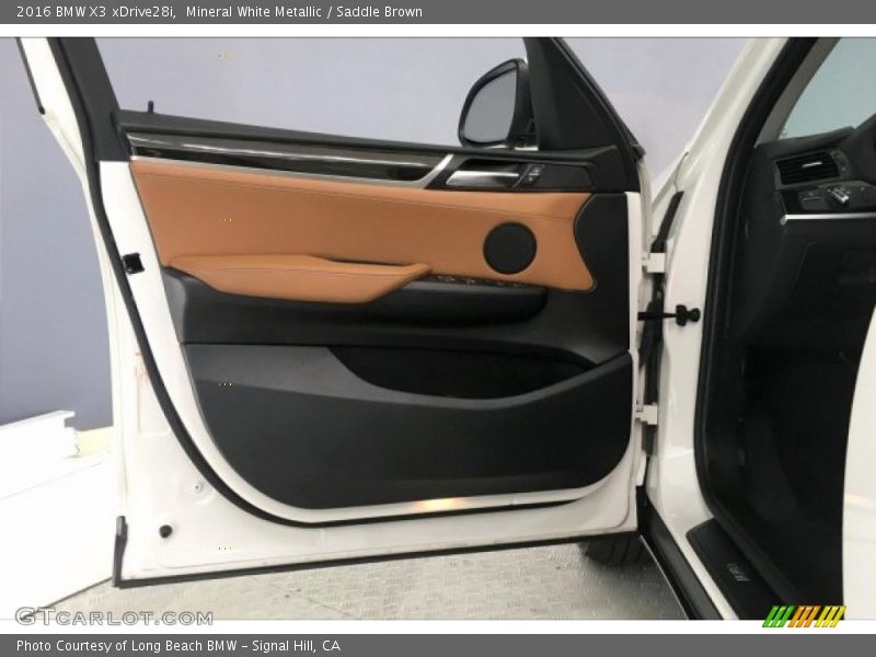 Mineral White Metallic / Saddle Brown 2016 BMW X3 xDrive28i