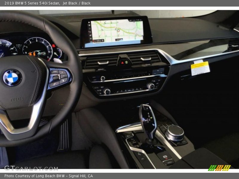 Jet Black / Black 2019 BMW 5 Series 540i Sedan