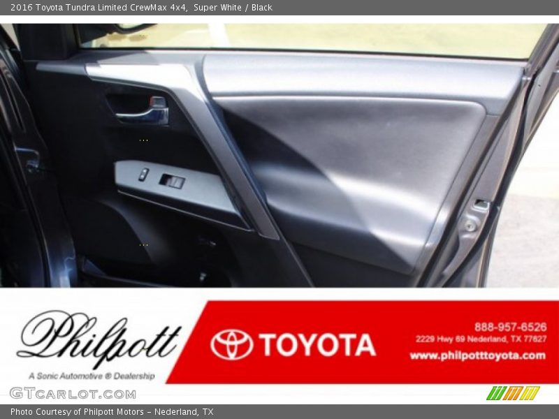 Super White / Black 2016 Toyota Tundra Limited CrewMax 4x4