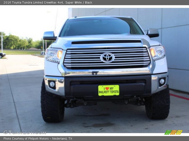 Super White / Black 2016 Toyota Tundra Limited CrewMax 4x4