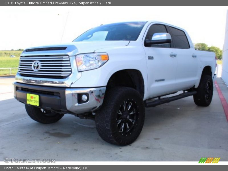 Super White / Black 2016 Toyota Tundra Limited CrewMax 4x4