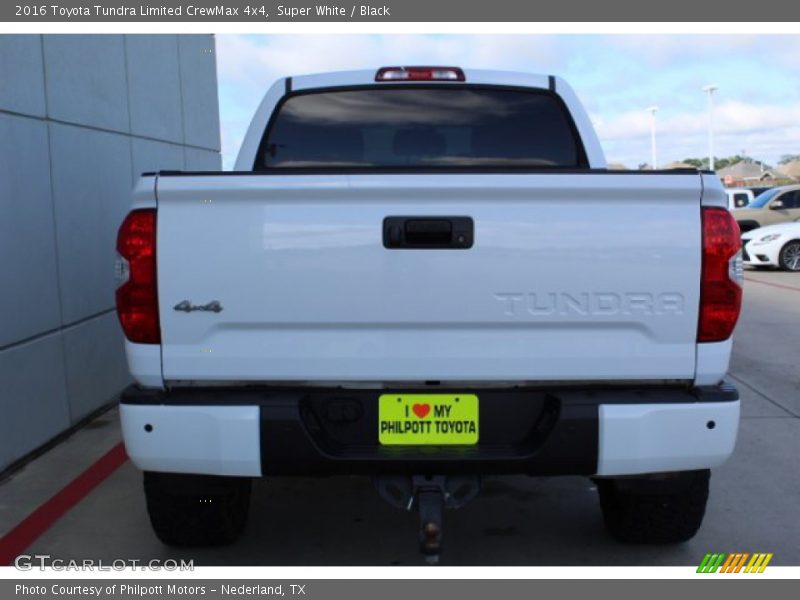 Super White / Black 2016 Toyota Tundra Limited CrewMax 4x4