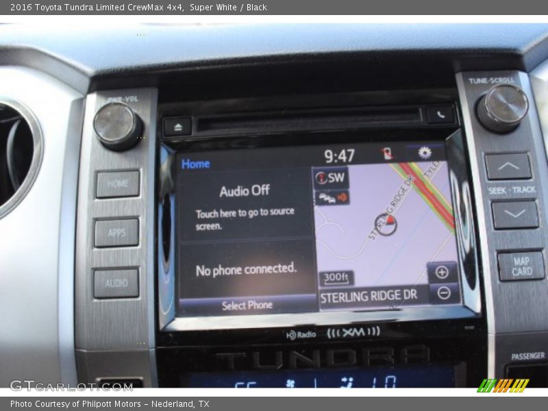 Super White / Black 2016 Toyota Tundra Limited CrewMax 4x4