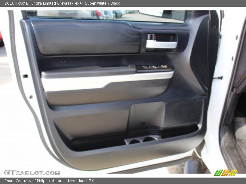 Super White / Black 2016 Toyota Tundra Limited CrewMax 4x4
