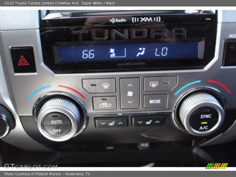 Super White / Black 2016 Toyota Tundra Limited CrewMax 4x4