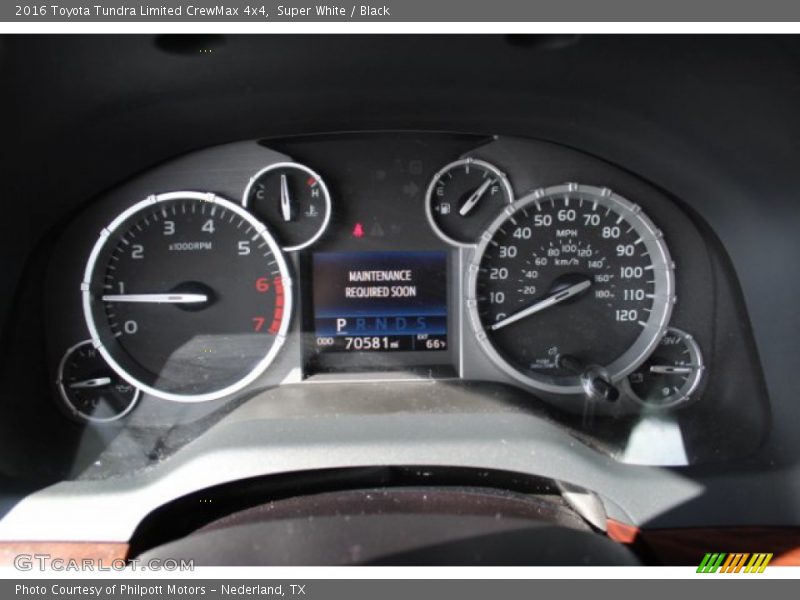 Super White / Black 2016 Toyota Tundra Limited CrewMax 4x4