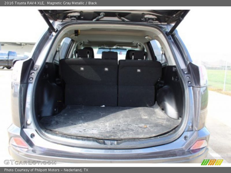Magnetic Gray Metallic / Black 2016 Toyota RAV4 XLE