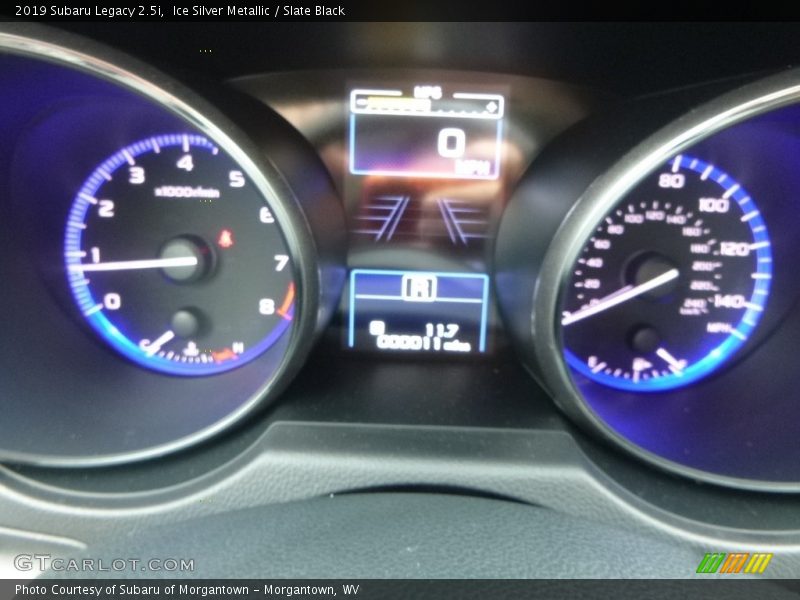 Ice Silver Metallic / Slate Black 2019 Subaru Legacy 2.5i