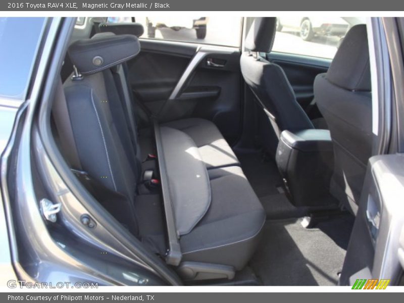 Magnetic Gray Metallic / Black 2016 Toyota RAV4 XLE
