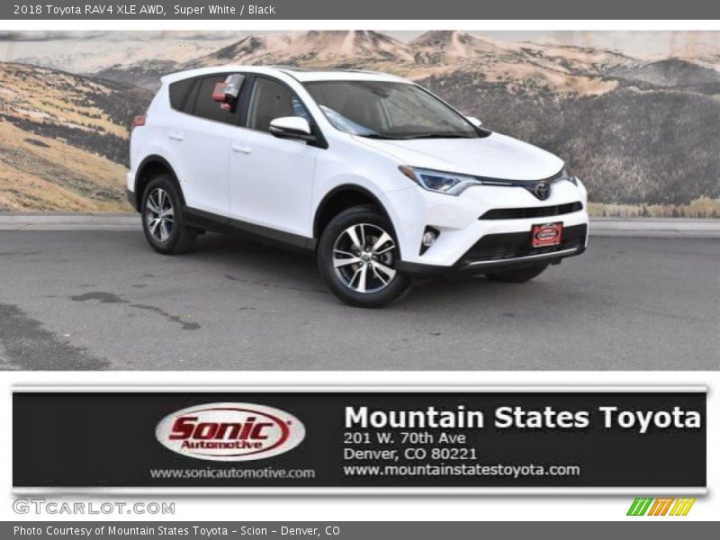 Super White / Black 2018 Toyota RAV4 XLE AWD
