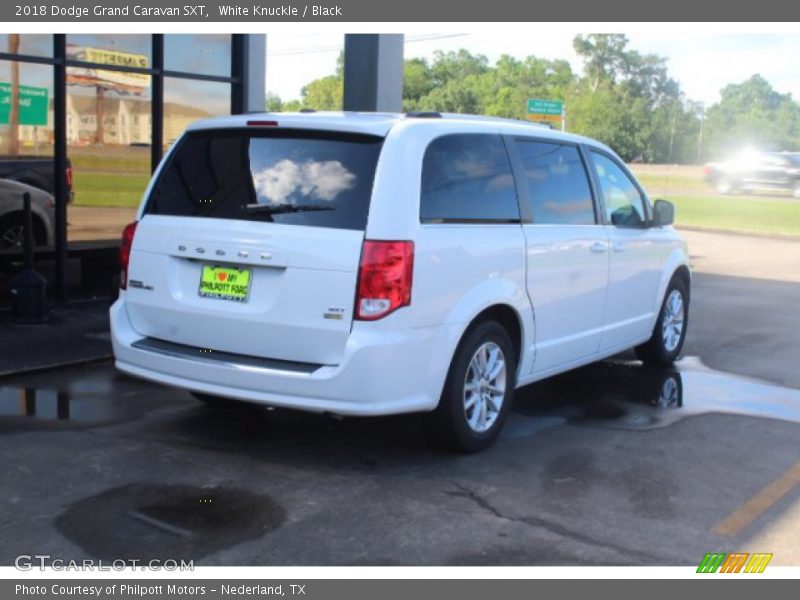 White Knuckle / Black 2018 Dodge Grand Caravan SXT