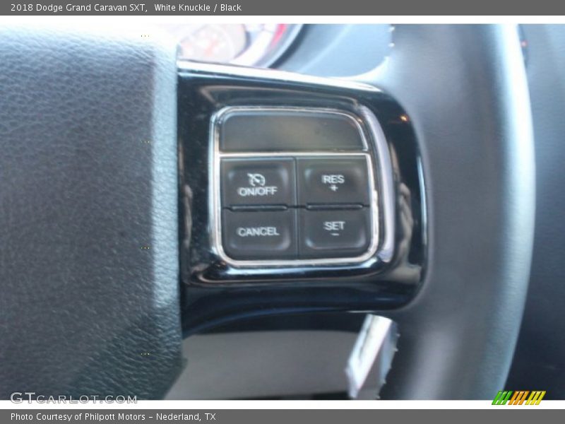 White Knuckle / Black 2018 Dodge Grand Caravan SXT