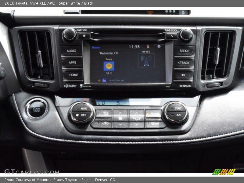 Super White / Black 2018 Toyota RAV4 XLE AWD