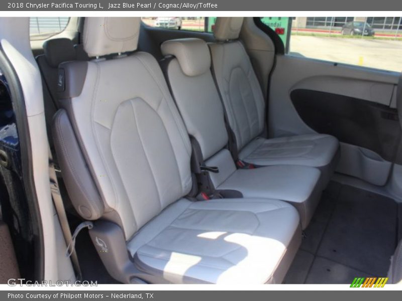 Jazz Blue Pearl / Cognac/Alloy/Toffee 2018 Chrysler Pacifica Touring L