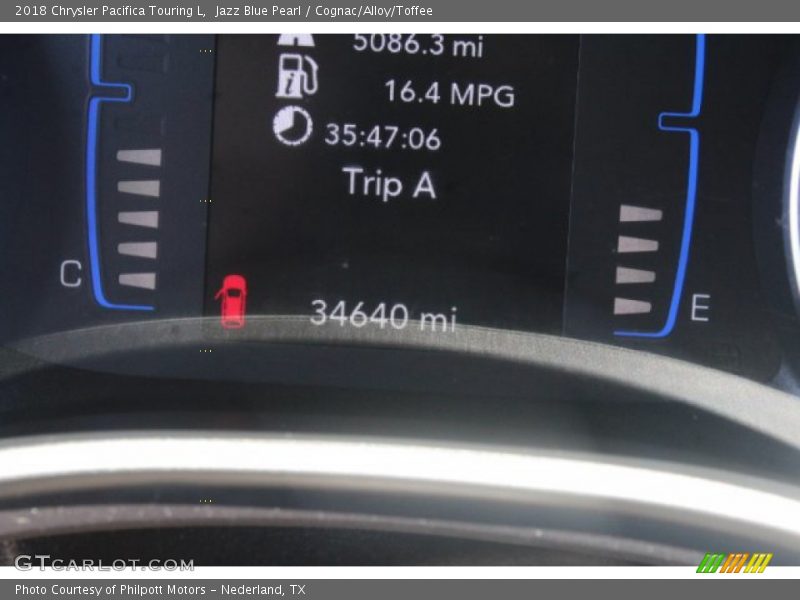 Jazz Blue Pearl / Cognac/Alloy/Toffee 2018 Chrysler Pacifica Touring L