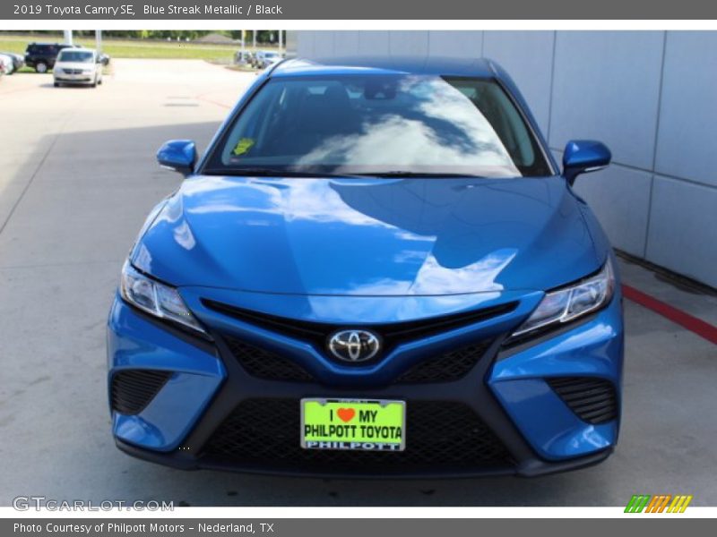 Blue Streak Metallic / Black 2019 Toyota Camry SE