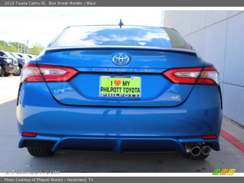 Blue Streak Metallic / Black 2019 Toyota Camry SE