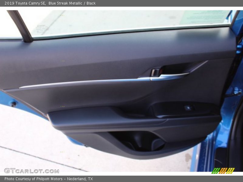 Blue Streak Metallic / Black 2019 Toyota Camry SE