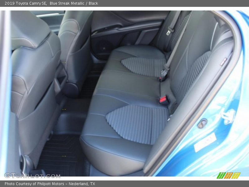 Blue Streak Metallic / Black 2019 Toyota Camry SE