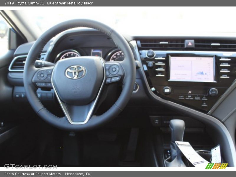 Blue Streak Metallic / Black 2019 Toyota Camry SE