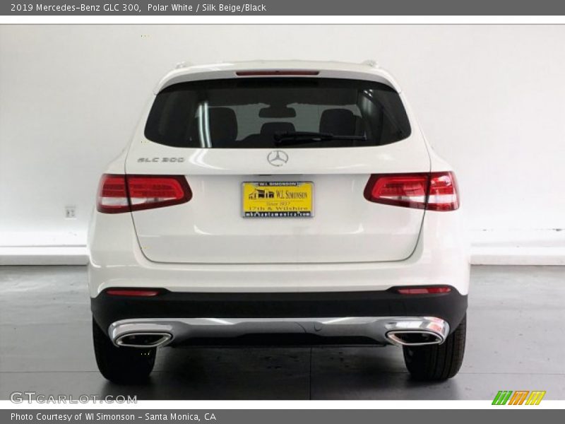 Polar White / Silk Beige/Black 2019 Mercedes-Benz GLC 300