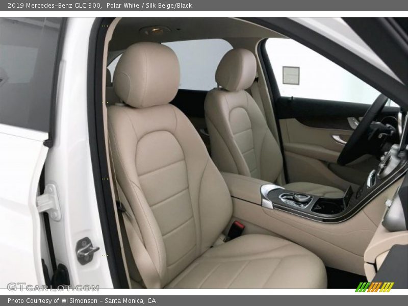 Polar White / Silk Beige/Black 2019 Mercedes-Benz GLC 300