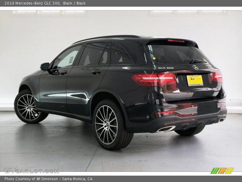 Black / Black 2019 Mercedes-Benz GLC 300
