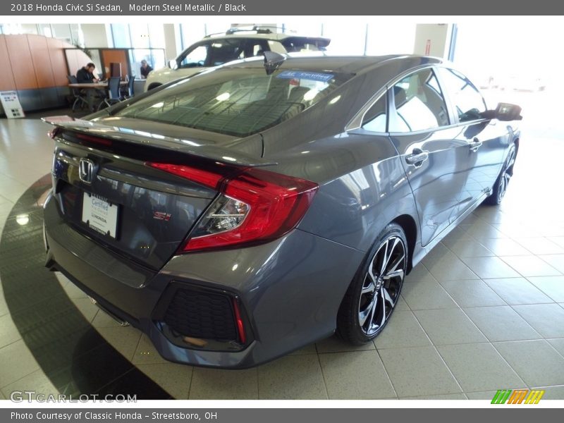 Modern Steel Metallic / Black 2018 Honda Civic Si Sedan