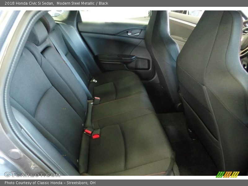 Modern Steel Metallic / Black 2018 Honda Civic Si Sedan
