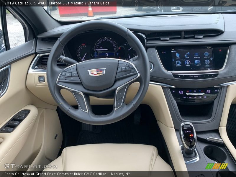  2019 XT5 AWD Steering Wheel