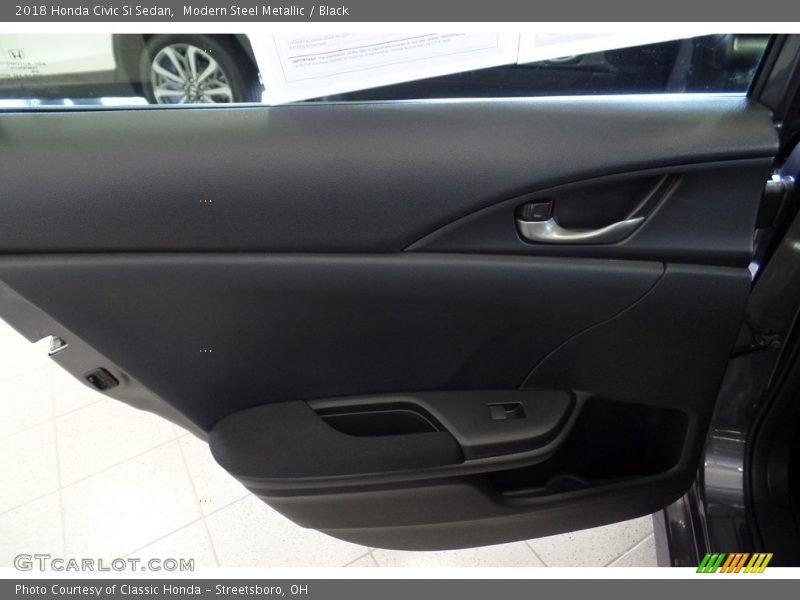 Modern Steel Metallic / Black 2018 Honda Civic Si Sedan