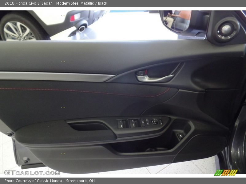 Modern Steel Metallic / Black 2018 Honda Civic Si Sedan