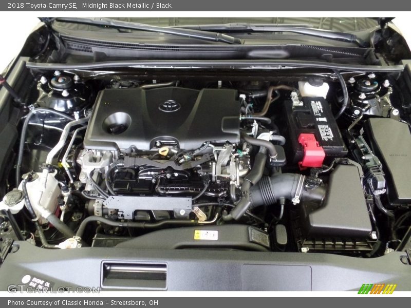 Midnight Black Metallic / Black 2018 Toyota Camry SE