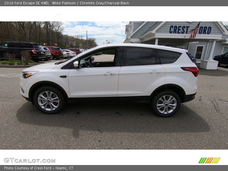 White Platinum / Chromite Gray/Charcoal Black 2019 Ford Escape SE 4WD