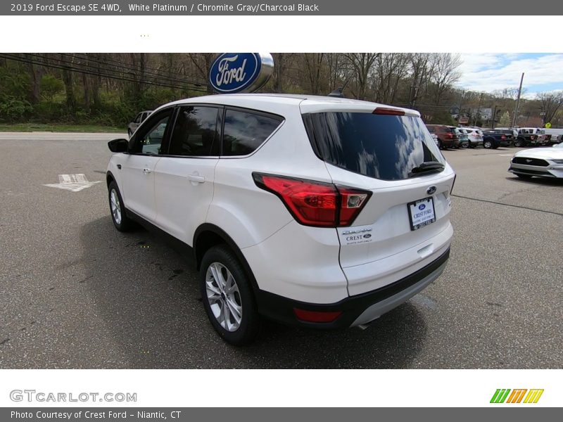 White Platinum / Chromite Gray/Charcoal Black 2019 Ford Escape SE 4WD