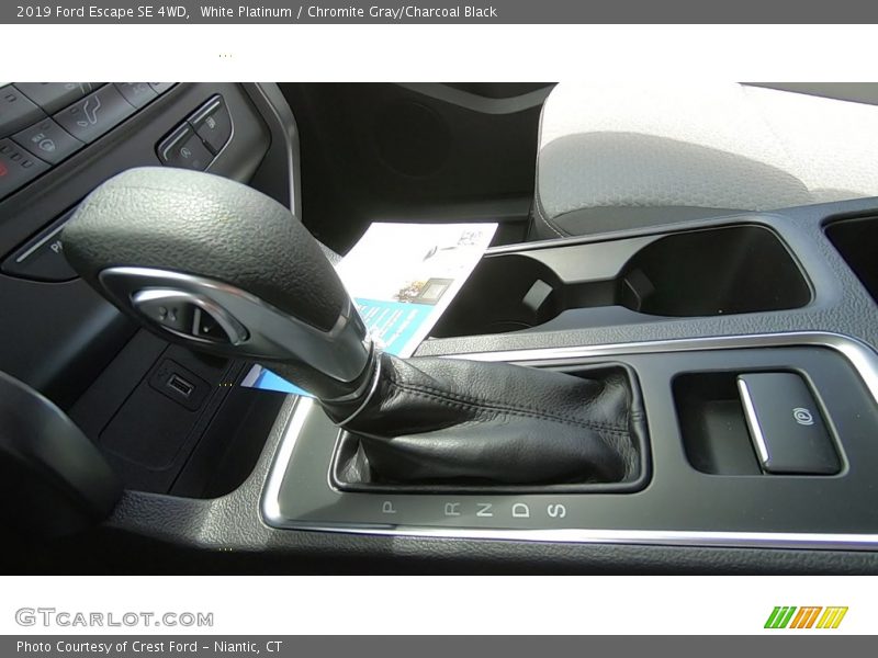 White Platinum / Chromite Gray/Charcoal Black 2019 Ford Escape SE 4WD