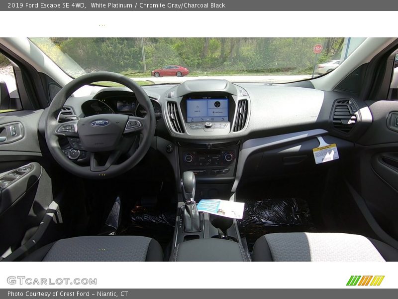 White Platinum / Chromite Gray/Charcoal Black 2019 Ford Escape SE 4WD