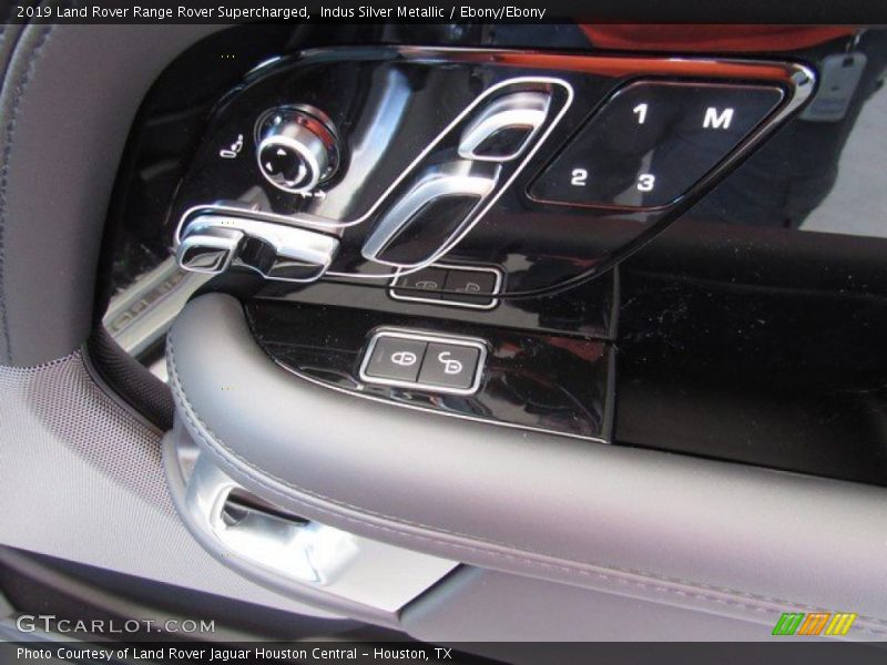 Indus Silver Metallic / Ebony/Ebony 2019 Land Rover Range Rover Supercharged